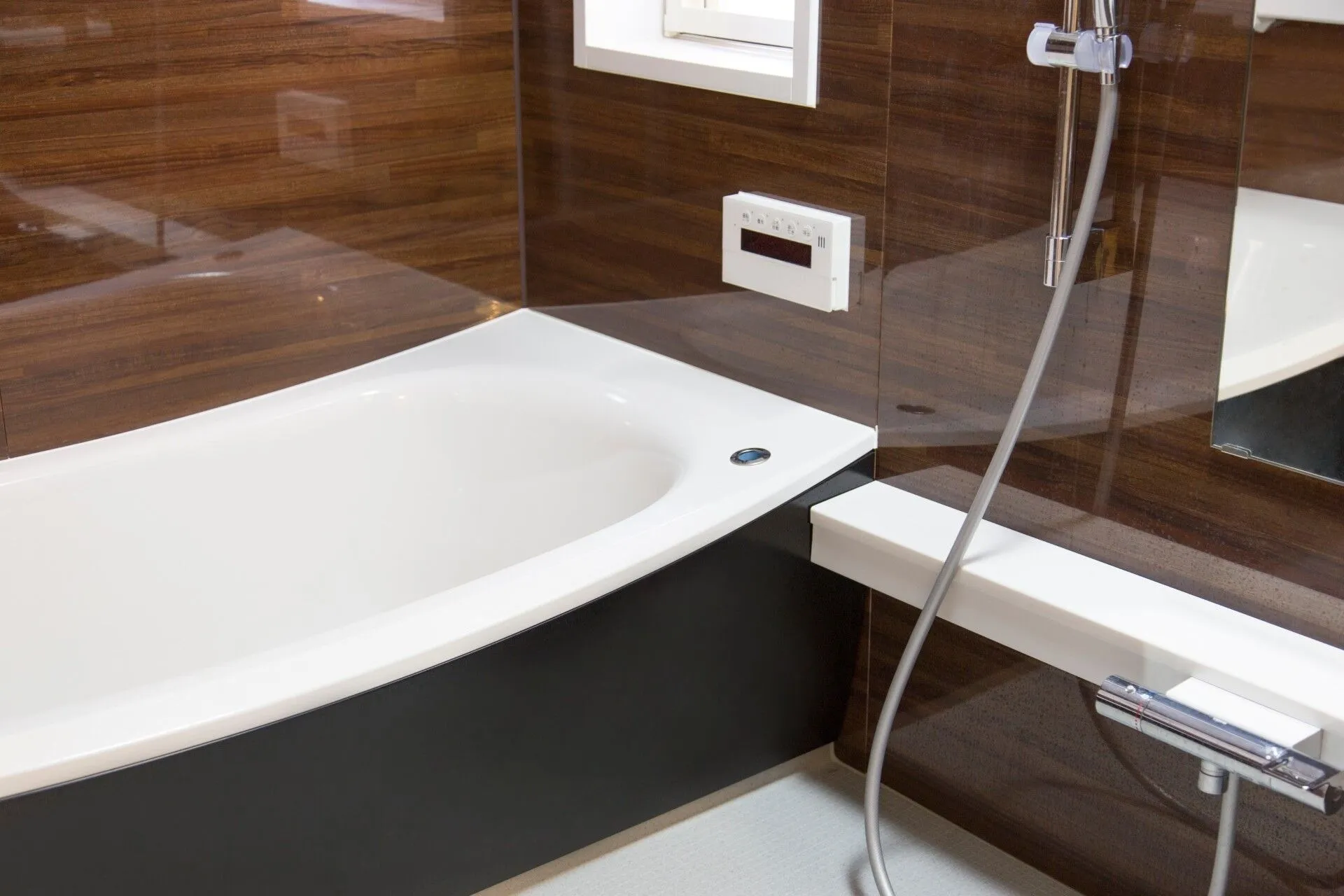 株式会社B・I・C